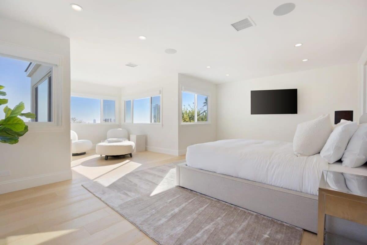 Balmain Manor By Awhile Ferienhaus